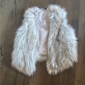 Abercrombie & Fitch Girls Cream and Gray Faux Fur Vest